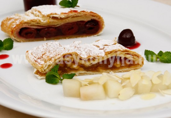 desszert Almás meggyes rétes 