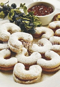 desszert Diós lekváros hókifli