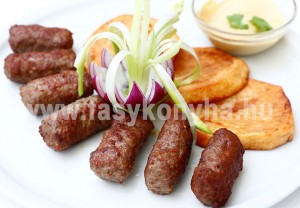 eloetel Finoman fűszerezett húsrudak