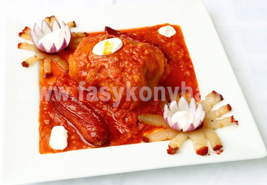 foetel Libahússal és gerslivel töltött káposzta