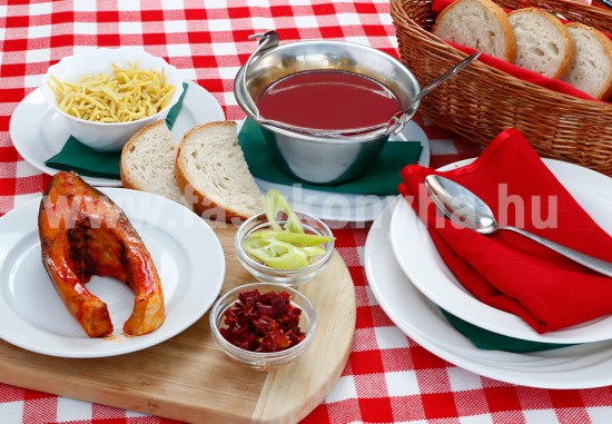 leves Bajai halászlé