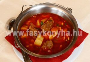 leves Borjú gulyásleves