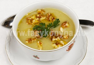 leves Diós kelkáposzta krémleves