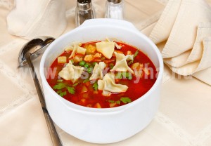 leves Zöldborsós kakasgulyás heréjével